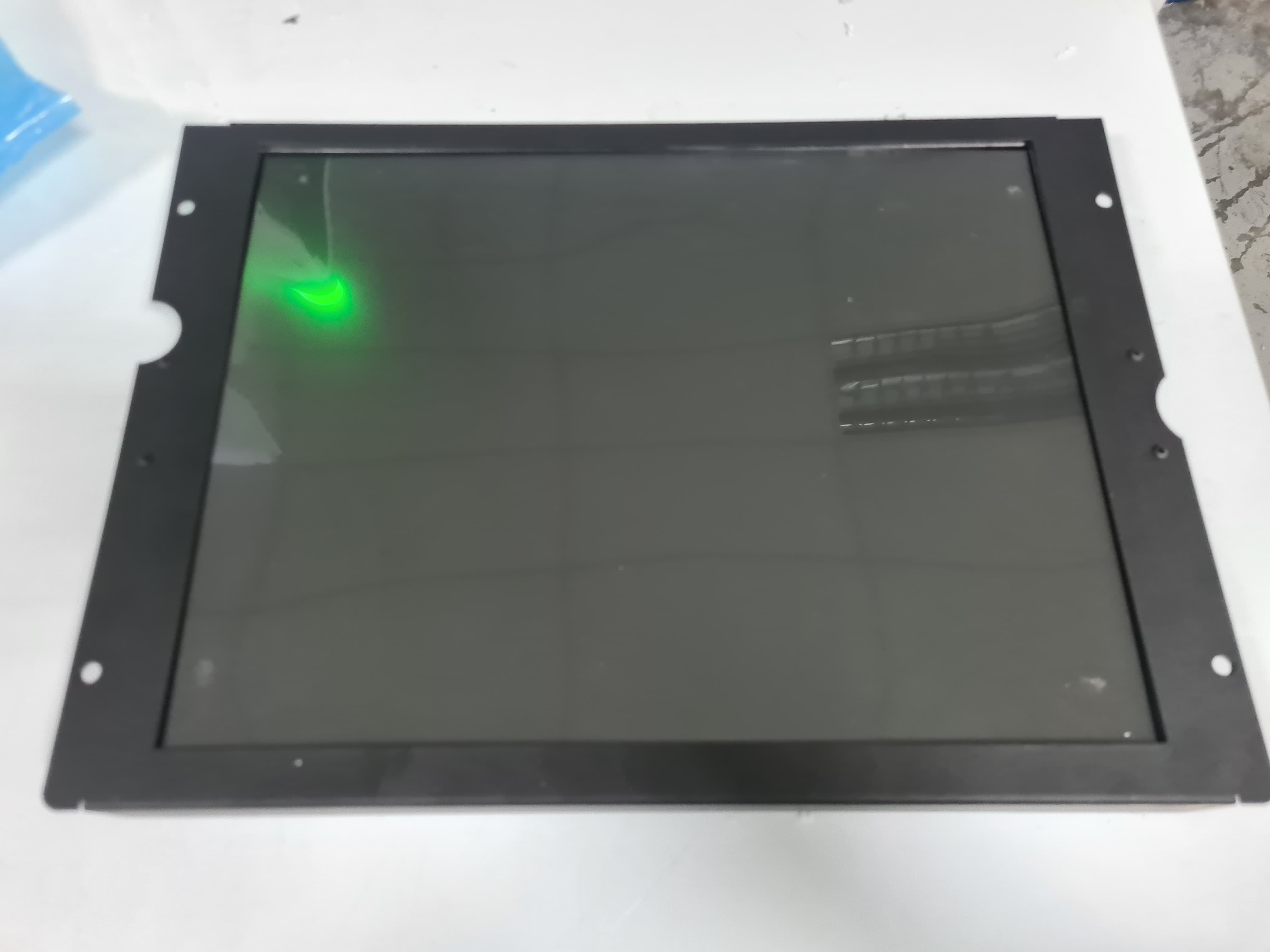 Haas Display 15